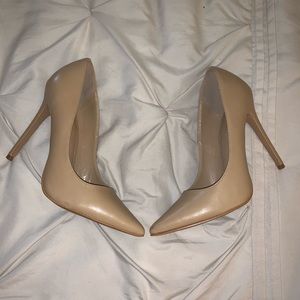 Shoe Republic LA heels sz 9 Tan color